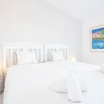 Appartement - Sleep 5 - Pool - Free Wi-fi - Air Con *