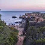 Appartement - Sleep 5 - Pool - Free Wi-fi - Air Con Albufeira
